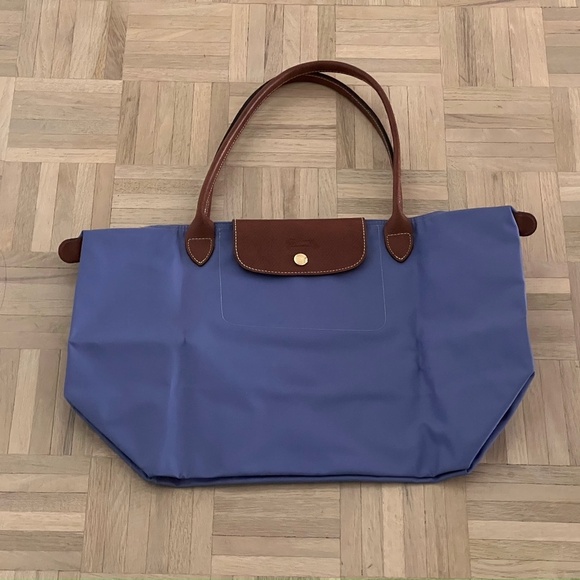 Longchamp Handbags - Longchamp - Le Pliage Nylon Shoulder Bag, Lavender Color, Great Condition